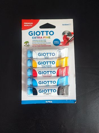 Tubes de gouache Giotto