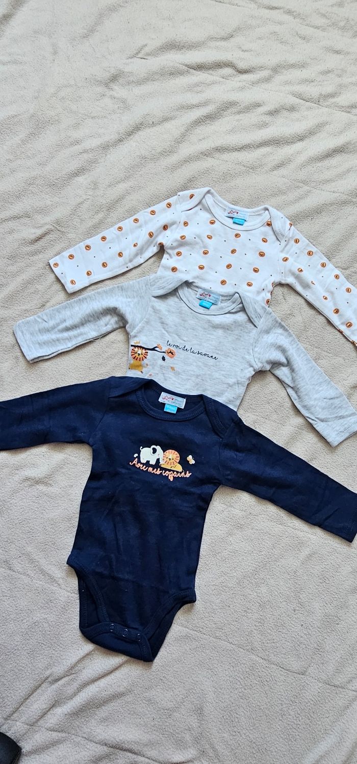 Bodies bébé manches longues - Neufs, lot de 3 - photo numéro 2