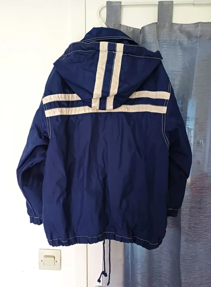 Veste coupe vent taille 8 ans - photo numéro 4