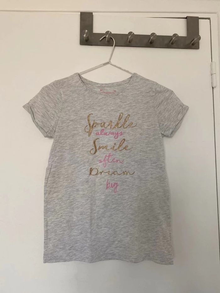 T-shirt gris clair 11/12 and (152 cm)
