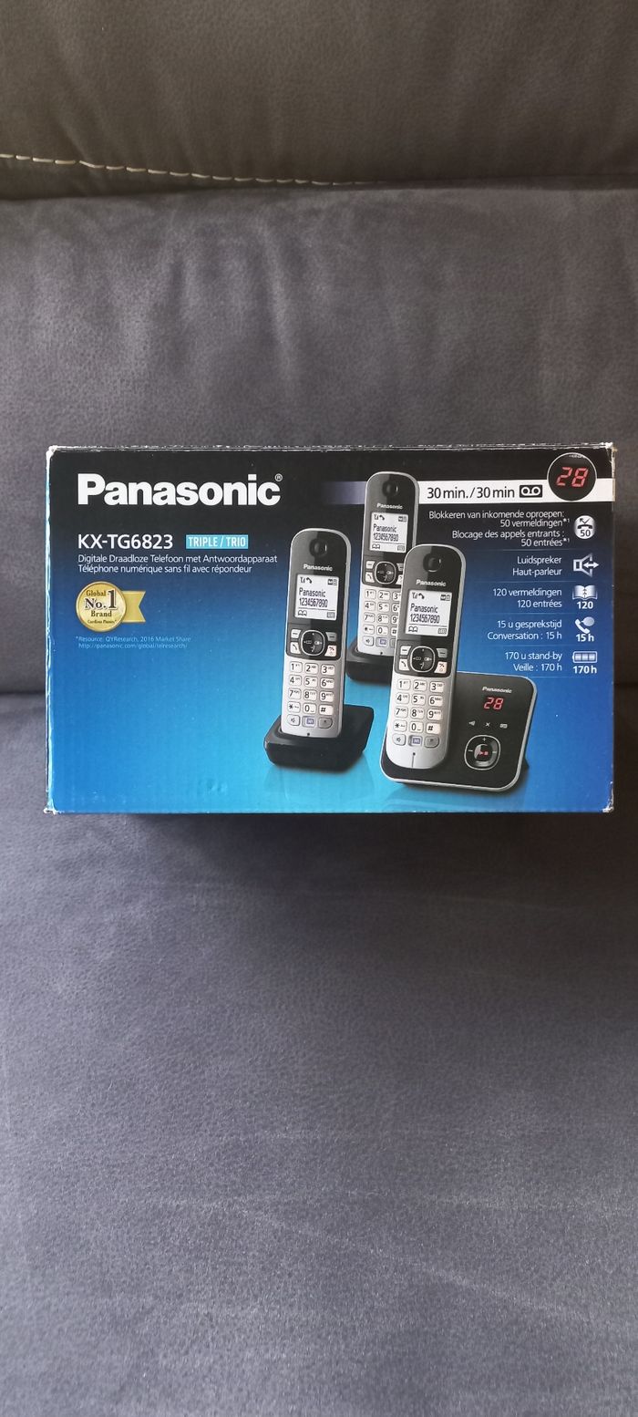 Téléphones fixe par trois