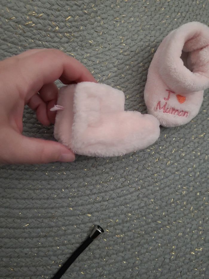 Chaussons rose en doudou - photo numéro 2