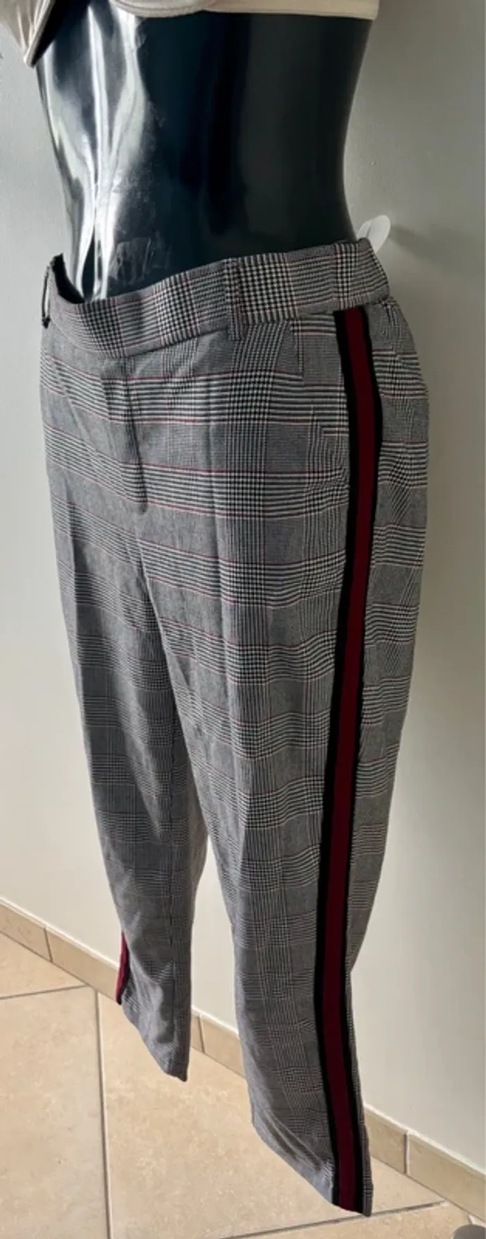 Pantalon à carreaux Zara - photo numéro 3