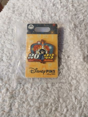 Pins Disney indestructible