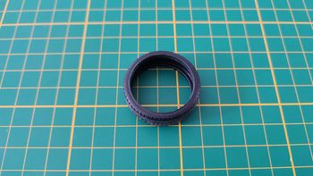 Pneu arrière pièce détachée miniature Burago Renault Megane Sport 1/18 1/18e 1/18ème #B52