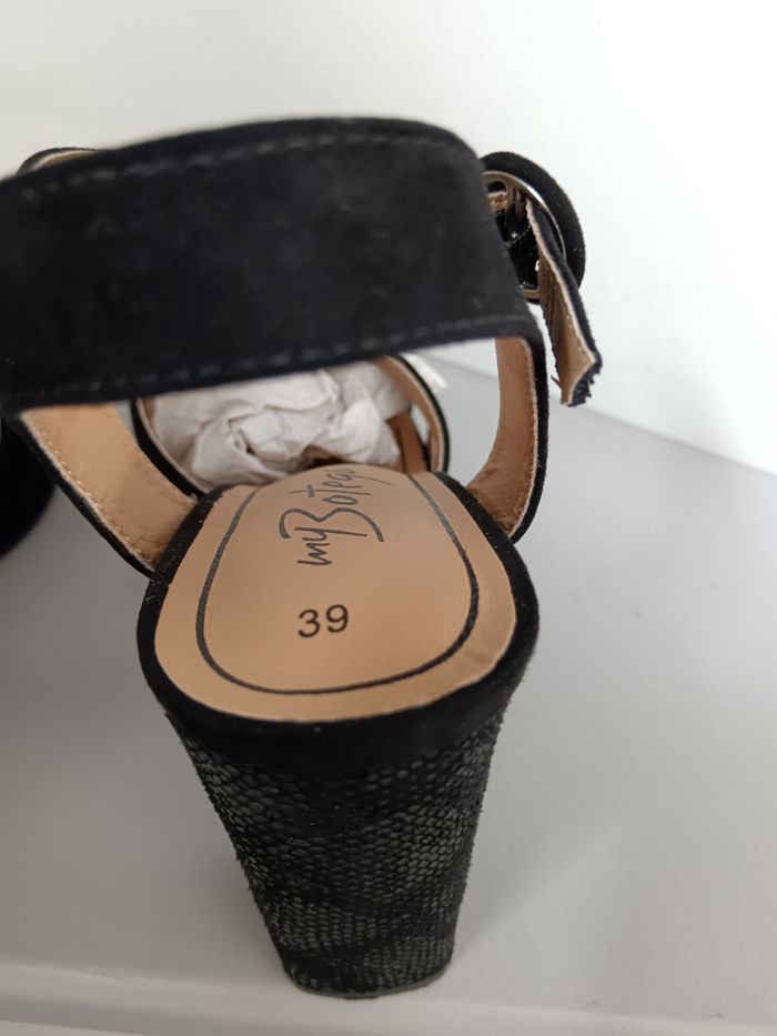 Sandales à talons pointure 39 marque My Botega en excellent état - photo numéro 9