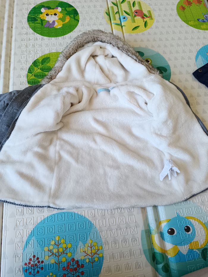 Manteau fille en bon état - photo numéro 2