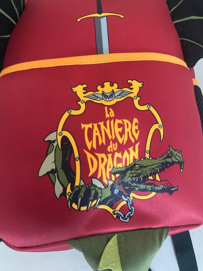 Sac a dos la tanière du dragon - photo numéro 2