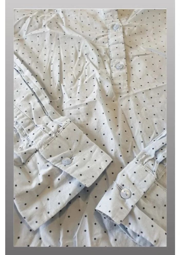 Chemisier femme H&M T38 bleu ciel à pois bleu marine - photo numéro 2