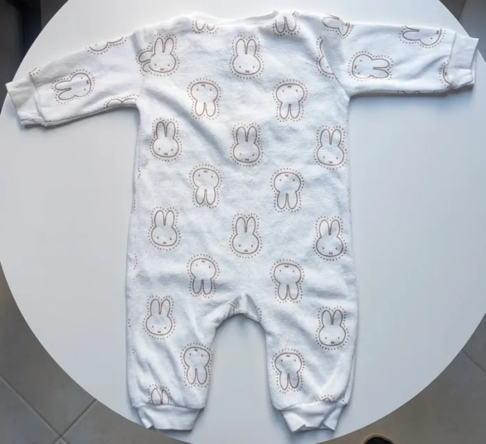 Combinaison velours Miffy TBE - photo numéro 2