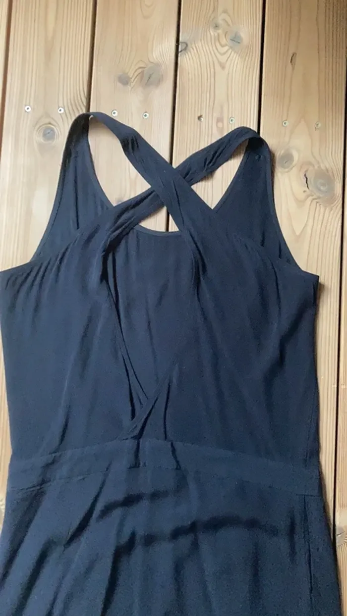 Robe dos nu - photo numéro 4