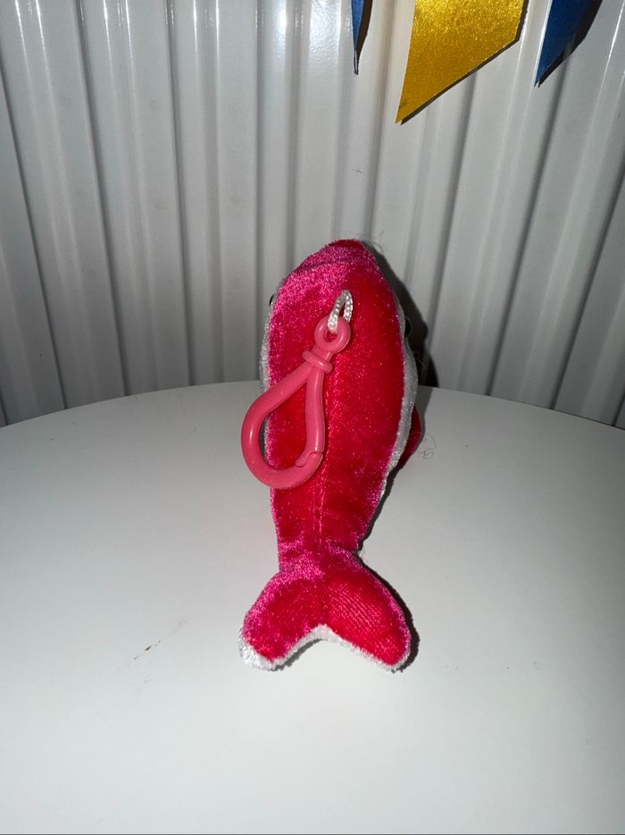 Porte clé doudou dauphin rose et blanc - photo numéro 5