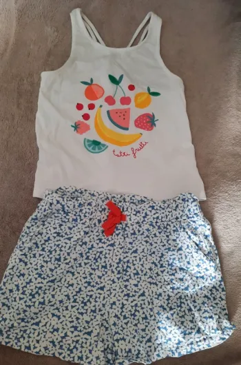 Joli ensemble
