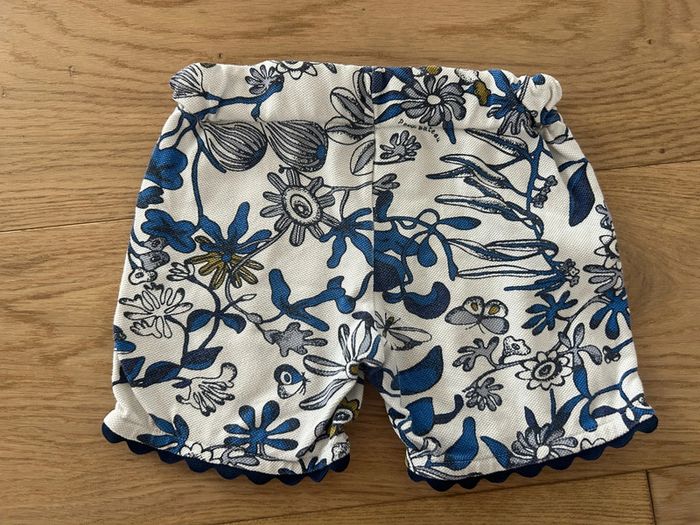 Short fleuri Petit Bateau - 3 ans - photo numéro 2