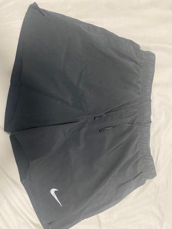 Short Nike running