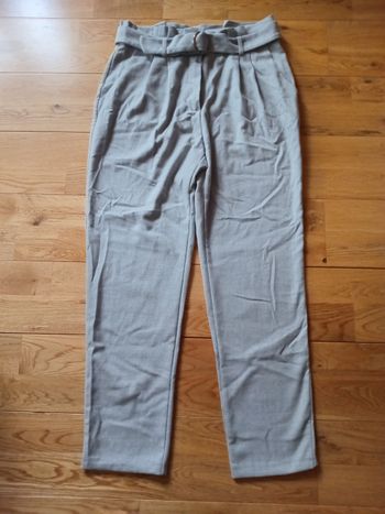 Pantalon chino gris