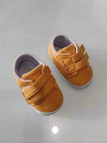 Chaussures jaune