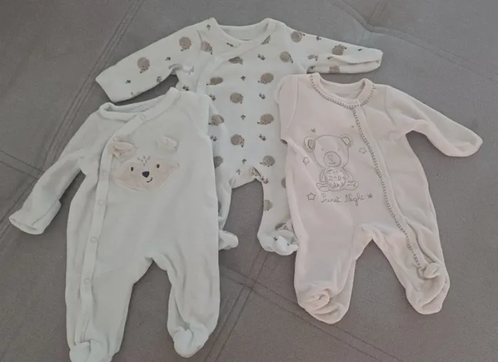 Lot 11 pyjamas - photo numéro 2
