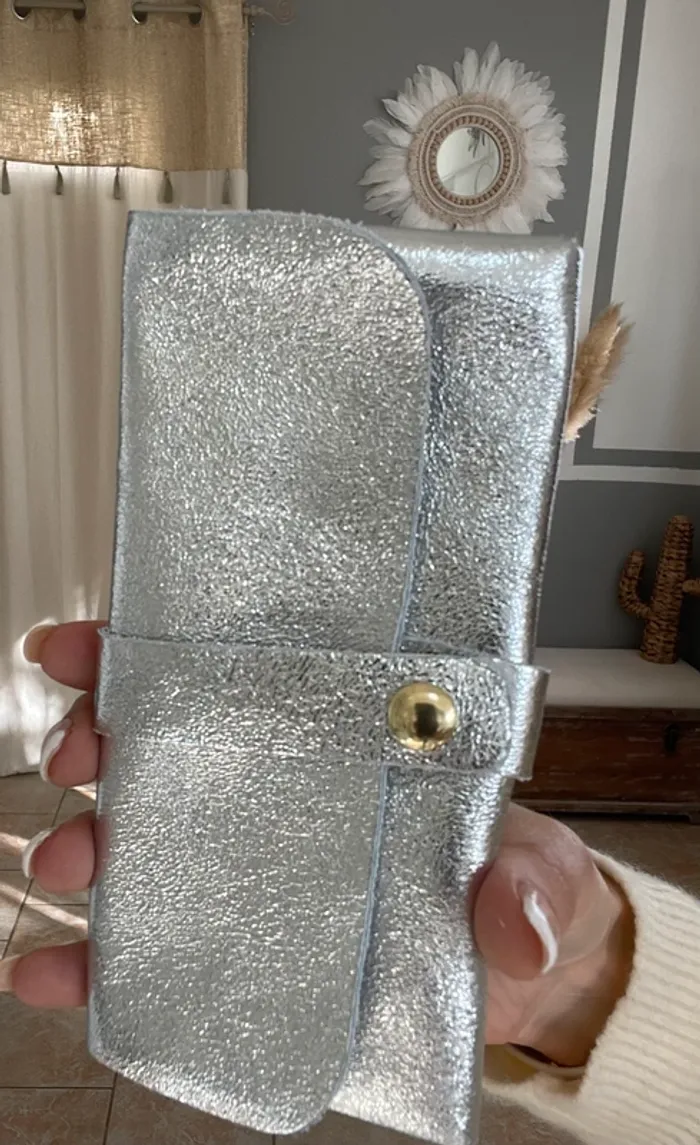 Etui à lunette argenté tout cuir - photo numéro 8