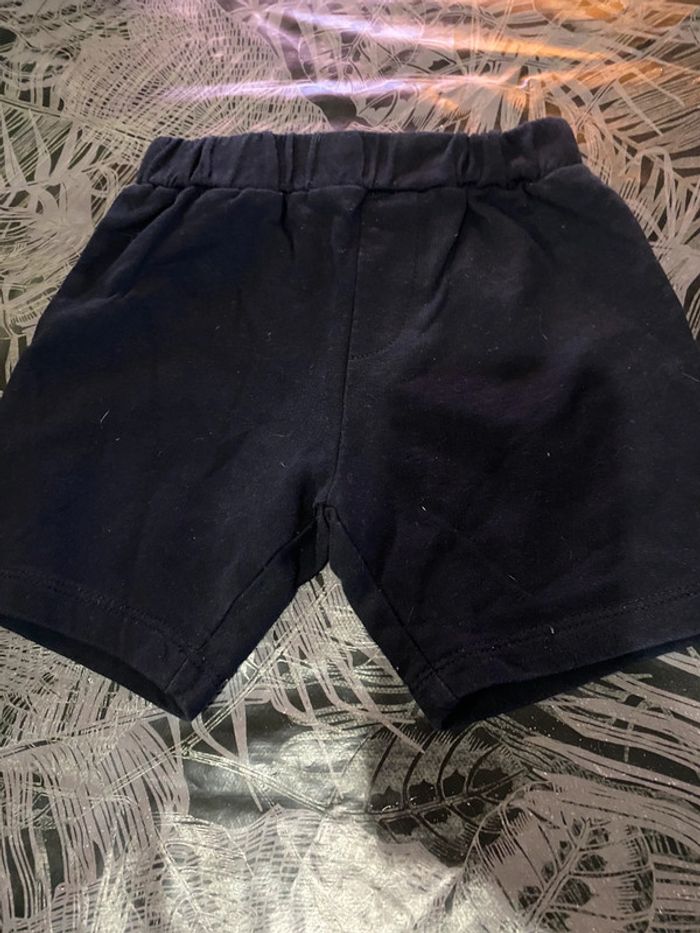 Lot de 4 shorts 18mois - photo numéro 2
