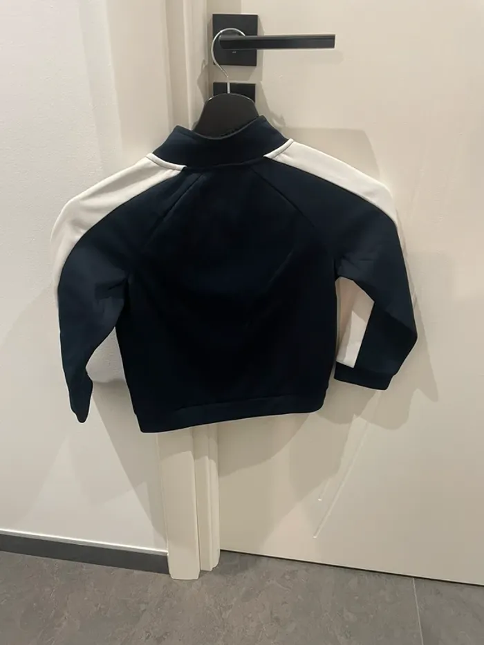 Gilet noir - photo numéro 2