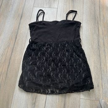 Top doublure en dentelle