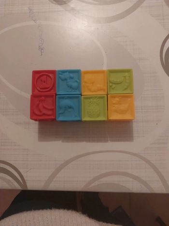 Lot de cubes en plastique