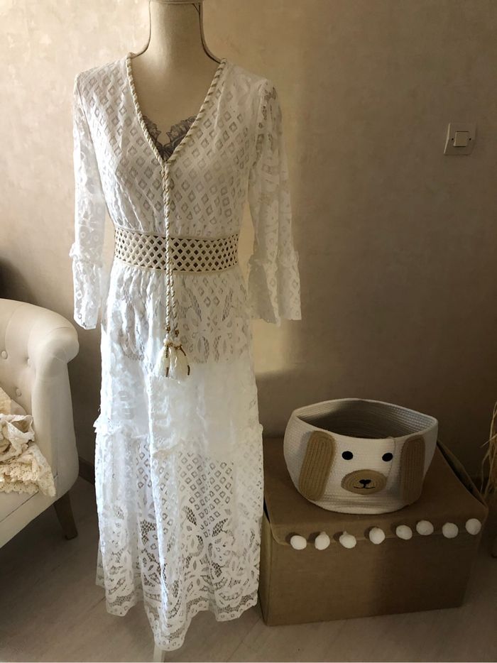 Robe longue en dentelle bohème