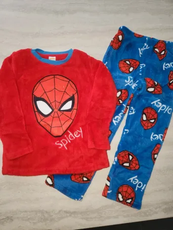 Pyjama spidey