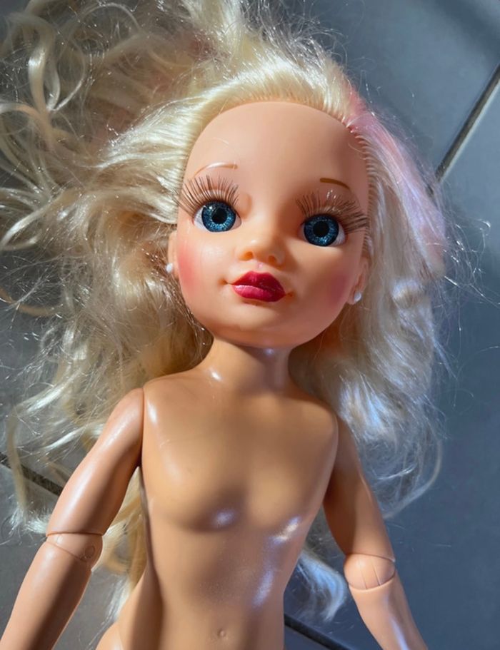 Poupée - photo numéro 2