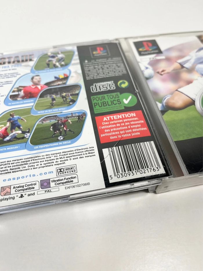 🇫🇷 Jeu Play-Station 1 : FIFA 2000 - Complet PAL . FR - photo numéro 4