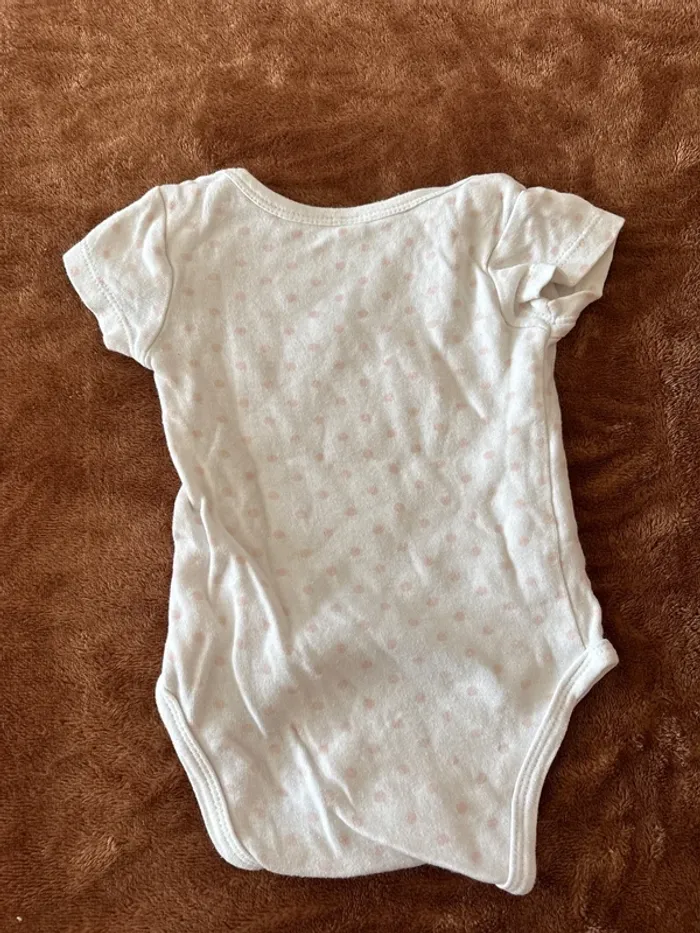 Bodies - photo numéro 3