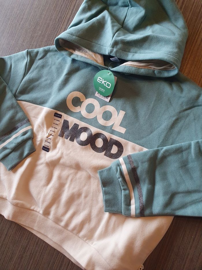 Magnifique Sweat à Capuche Okaidi 🌸 - photo numéro 5