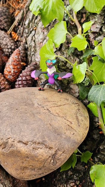 Super figurine Pokemon Nintendo tomy bruyverne