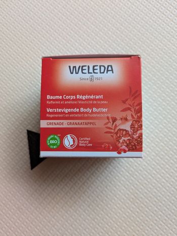 Baume corps régénérant à la grenade Weleda