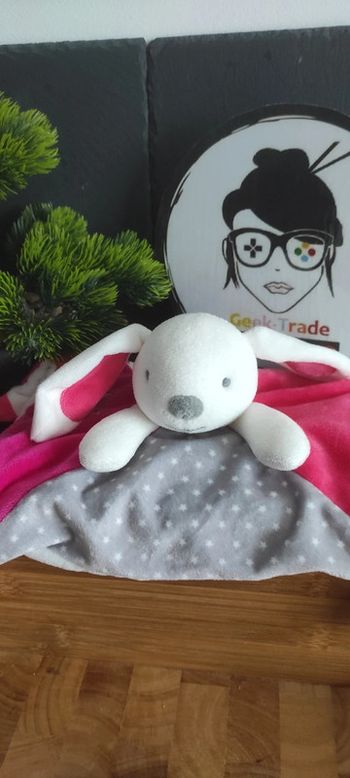 doudou lapin obaibi Okaidi blanc rose gris etoile rond pois Framboise Noeud