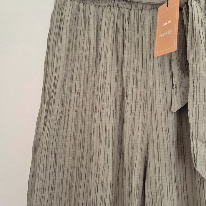 Pantalon ample a jambe large vert d'eau - Shein - Taille L : 40 - 42 - photo numéro 5