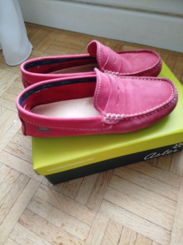 Mocassins garçon bordeaux aster 37 très bon état - photo numéro 2