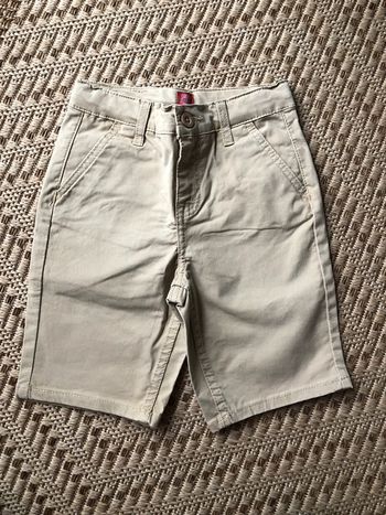 Bermuda taille 5 ans