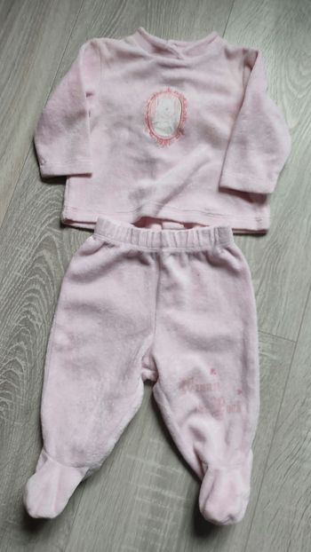 Pyjama velours 2 pièces Winnie l'ourson