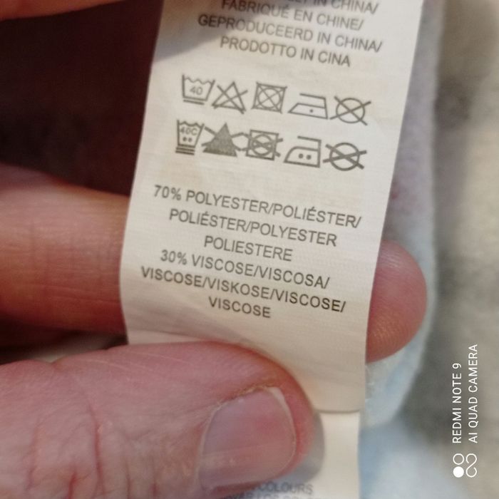 Sweat cerises rayures t38 - photo numéro 6