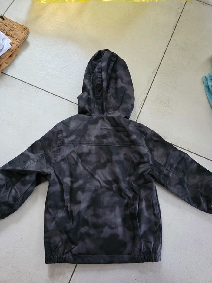 Impermeable 2ans - photo numéro 3