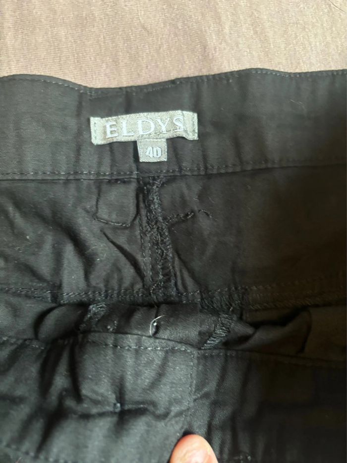 Short noir 40 - photo numéro 2