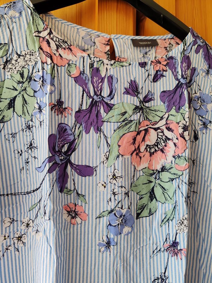 Blouse fleurie - photo numéro 3