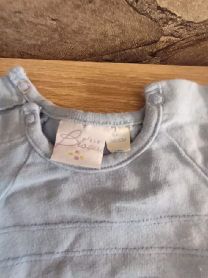 Lot vêtement 8 pièces taille 0 mois - photo numéro 2