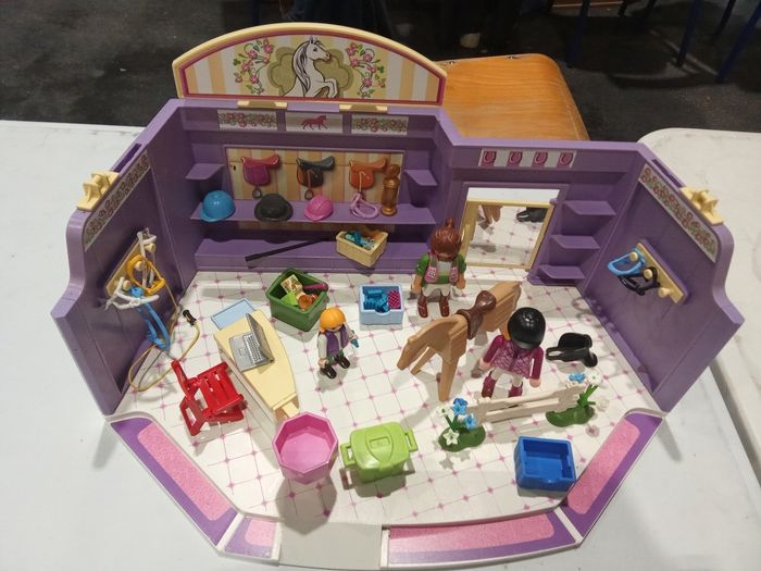 Magasin pour cheval playmobil