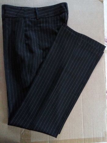 Pantalon T 40 Jamais porté