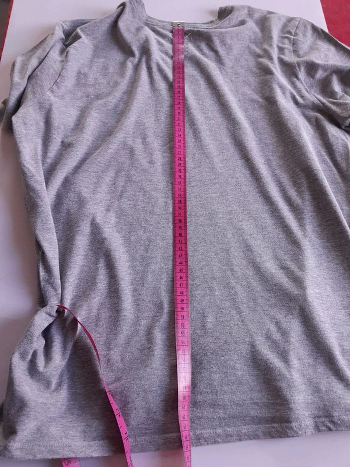 Tee shirt  universitaire Nike the nike tee - photo numéro 7