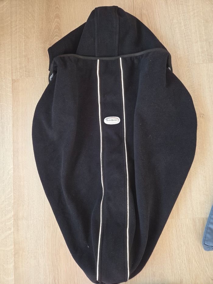 Porte-bébé et cape polaire Babybjörn - photo numéro 2