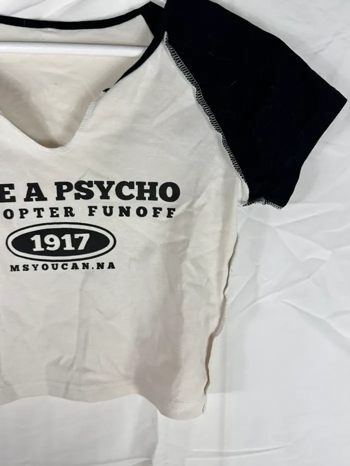 T-shirt YesStyle - photo numéro 2